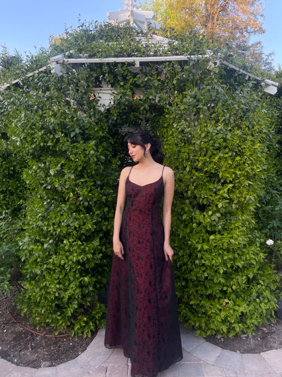 Prom Dress A Line Spaghetti Straps Satin Burgundy With Black Tulle Floor Length Graduation Party Dress RC1059
