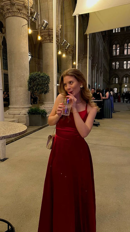Simple A line Spaghetti Strap Burgundy Backless Prom Dresses For Teens Formal Dress Party Outfits Prom Gowns AB1037
