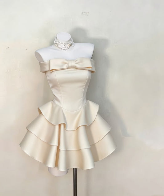 Glamorous A Line Strapless Satin Ivory Short Mini Homecoming Dresses Semi Formal Graduation Hoco Outfits RB4628