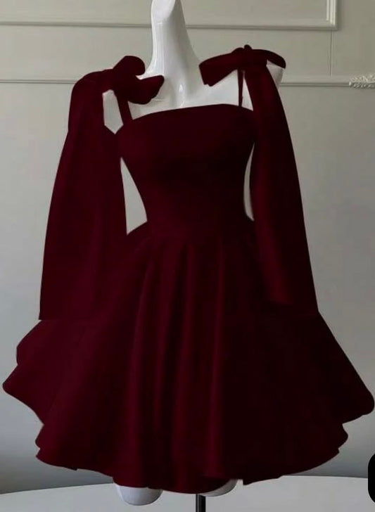 Stylish Ball Gown Spaghetti Strap Burgundy Satin Semi-formal 12th Grad Inspo Short Mini Homecoming Dresses RB4547