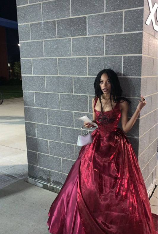 Modest Ball Gown Square Neck Burgundy Organza Sleeveless Prom Dresses Party Dress 22th Birthday Outfits Graduation Dress RB016