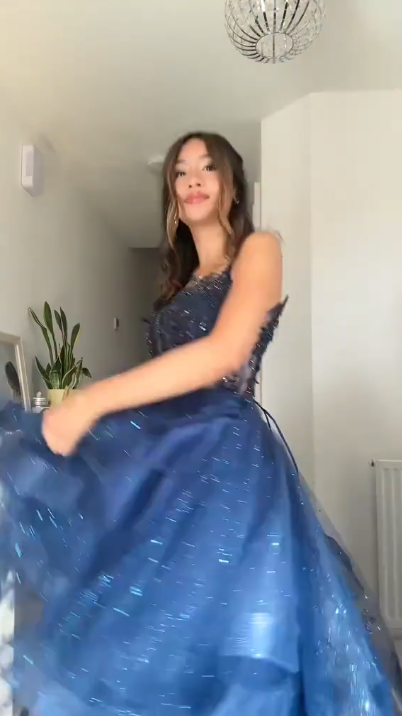 Unique Ball Gown Spaghetti Straps Navy Blue Tulle Lace Prom Dresses Party Dress 21st Birthday Outfits Graduation Dress RB896
