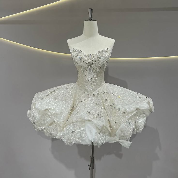 Beautiful Ball Gown Sweetheart White With Silver Beading Mini Graduation Dresses Short Inspo Senior Homecoming Outfits RB3559