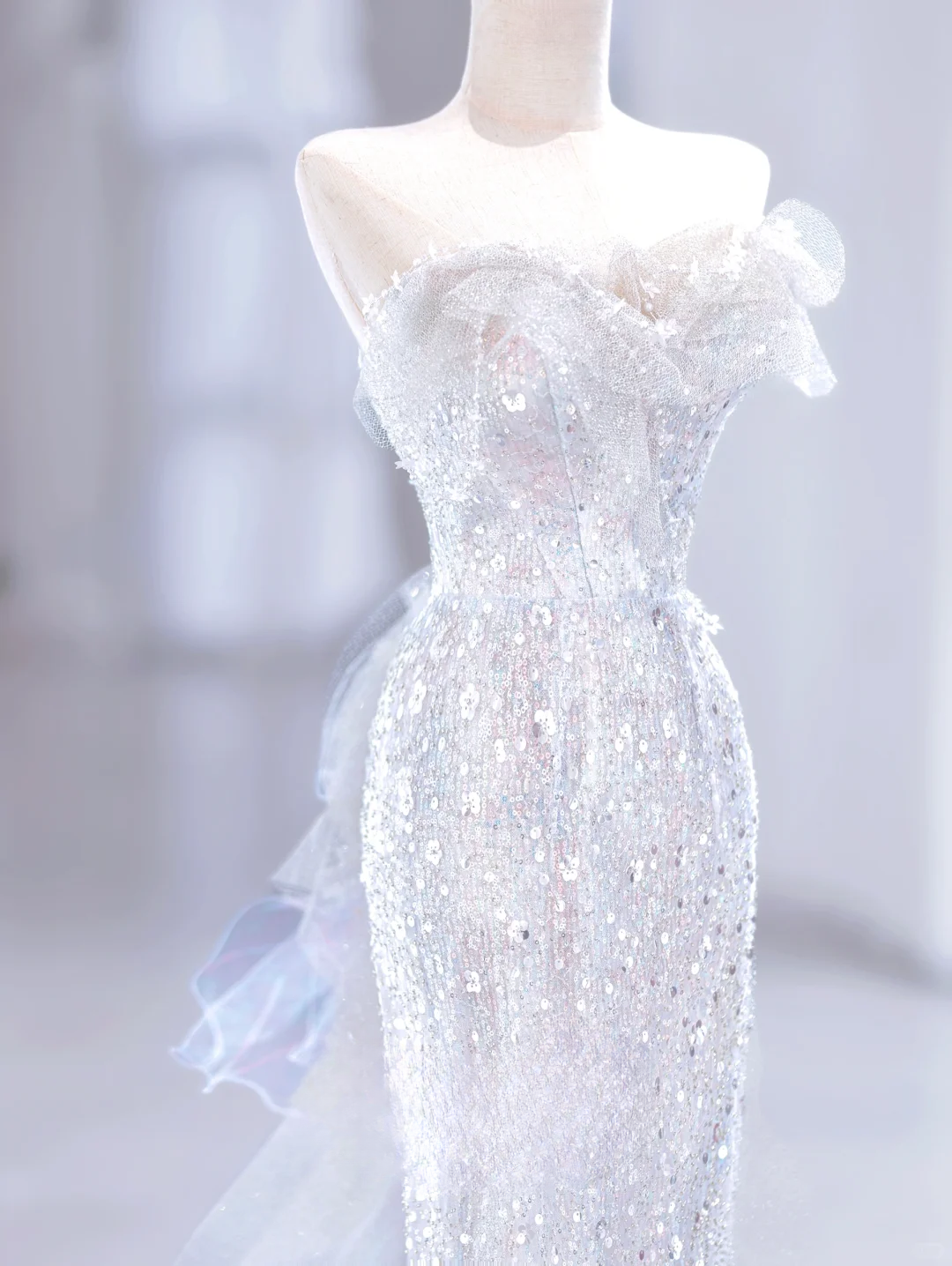 Princess Mermaid Sweetheart Sleeveless Long White Sequin Wedding Dress Beautiful Formal Cute Wedding Dresses DH2810
