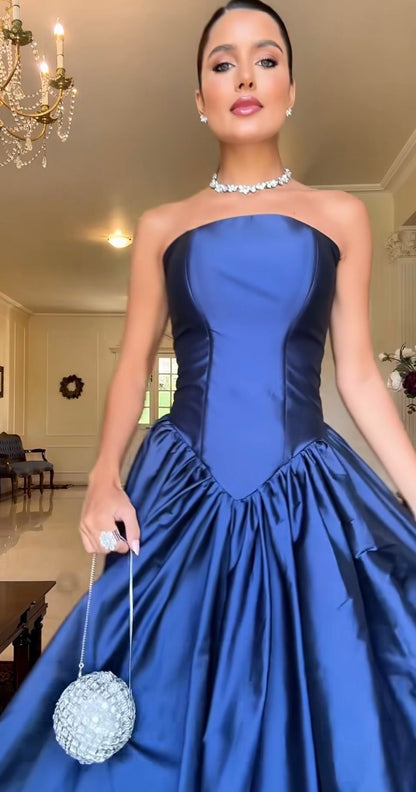 Chic Ball Gown Strapless Royal Blue Satin Prom Dresses Long for Women Formal Evening Gowns AB177