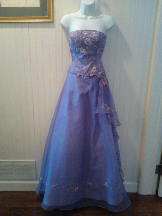 Vintage Ball Gowns Strapless Lilac Sleeveless With Appliqued Long Prom Dresses For Women N4176