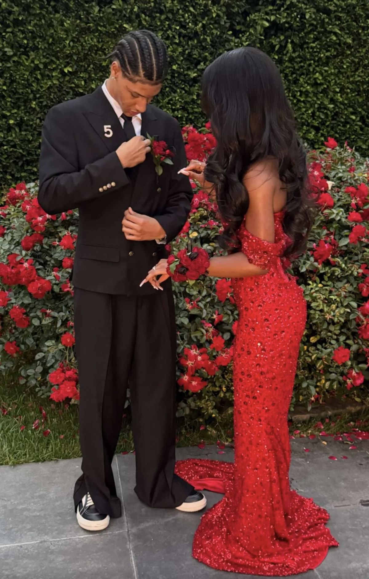 Chic Mermaid Off The Shoulder Red Beaded Sequin Prom Dresses Long Party Dress Prom Gowns DH2934