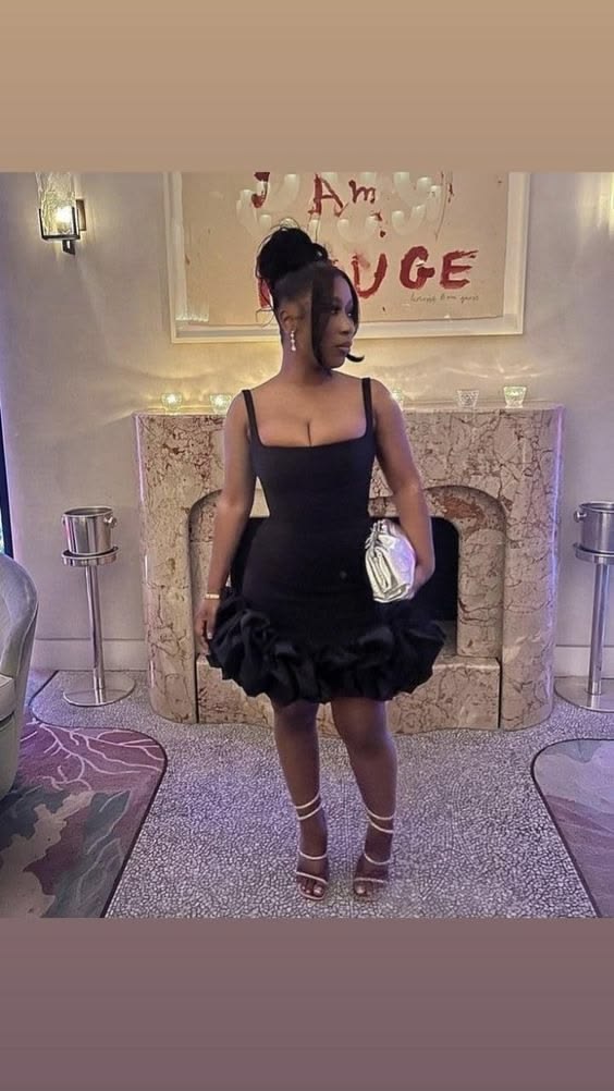 Simple Sheath Straps Little Black Dress Satin With Ruffled Freshman Short 7th Grade Dance Dresses Inspo Senior Homecoming Outfit RB4747