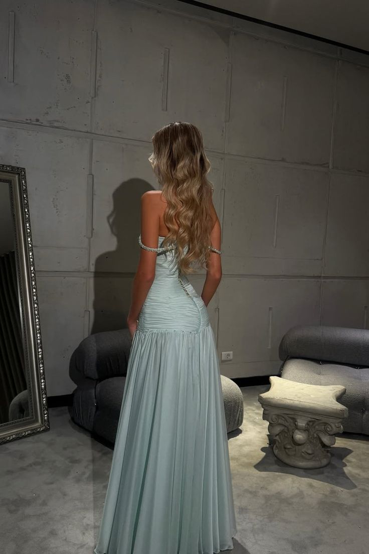 Romantic Off-The-Shoulder Chiffon Sleeveless Prom Dress Beads Pleats Graduation Gown N898
