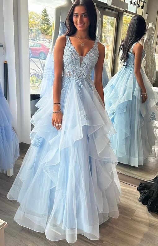 Unique Ball Gown V Neckline Light Sky Blue Tulle Lace Prom Dresses Formal Long Tiered Evening Party Gowns Vestidos De Dia AB570