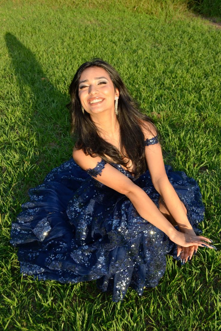 Elegant Ball Gown Sweetheart With Lace Strap Navy Blue Long Pleated Ruffles Slit Prom Dresses Vestidos De Dia AB556