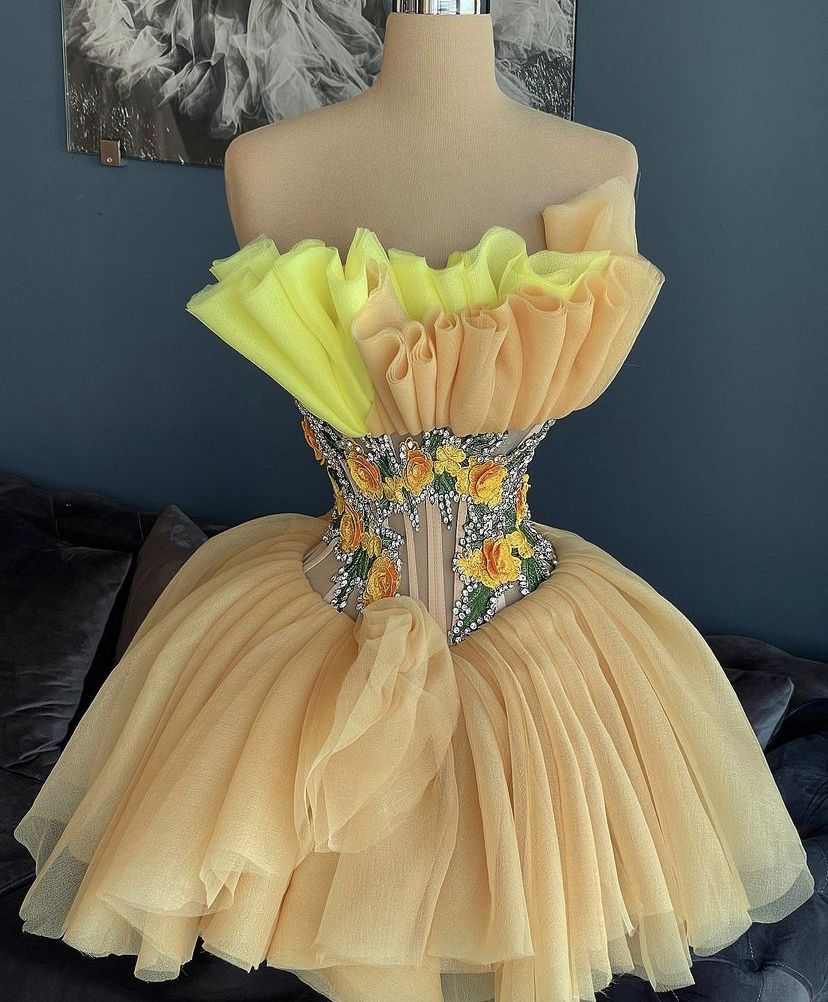 Sexy Ball Gown Strapless Yellow Lace Tulle Mini Short Hoco 20th Birthday Dress Homecoming Dresses RB4157