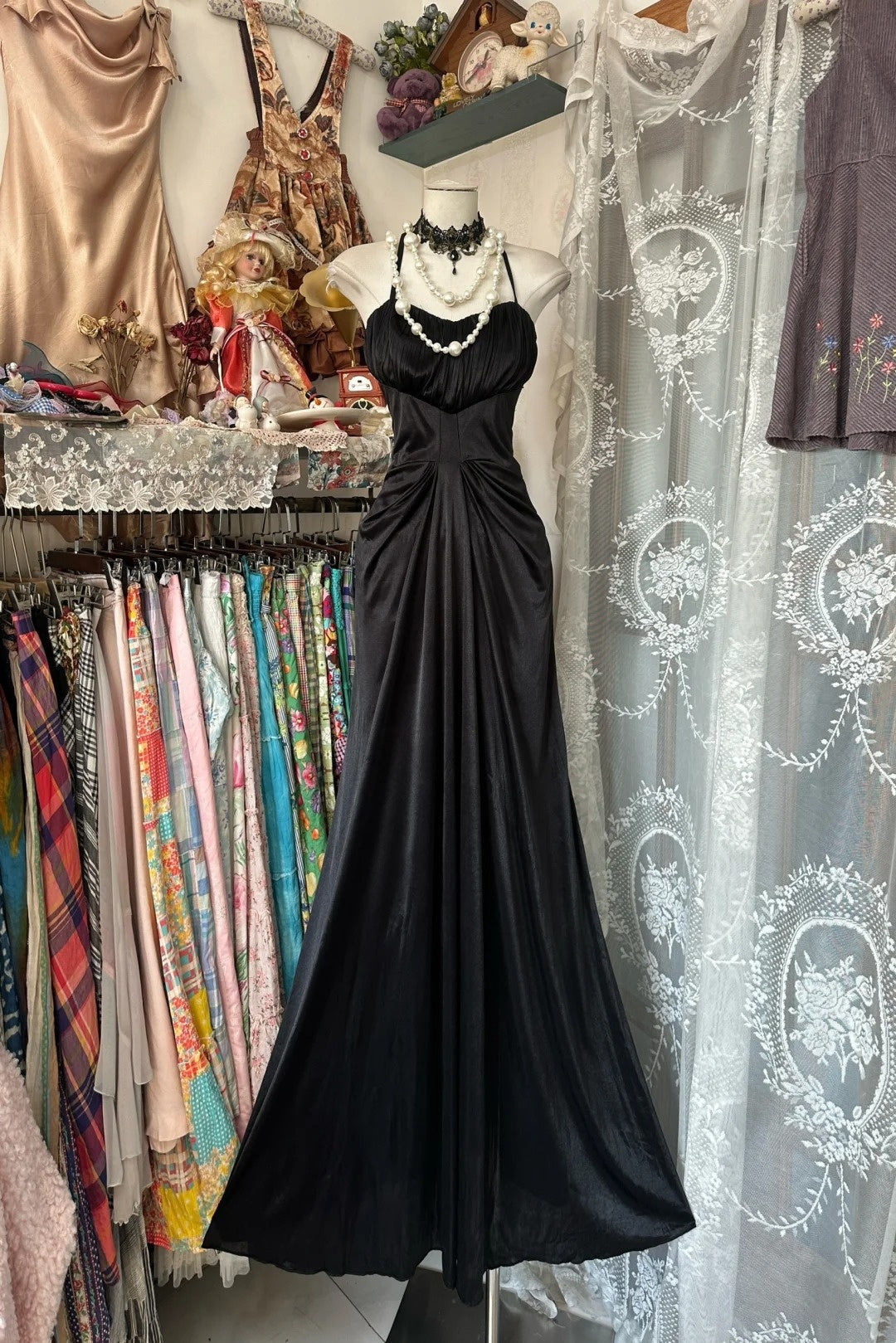 Elegant Mermaid Halter Black Satin Long Prom Dresses For Teens Evening Outfits Formal Dress N1063