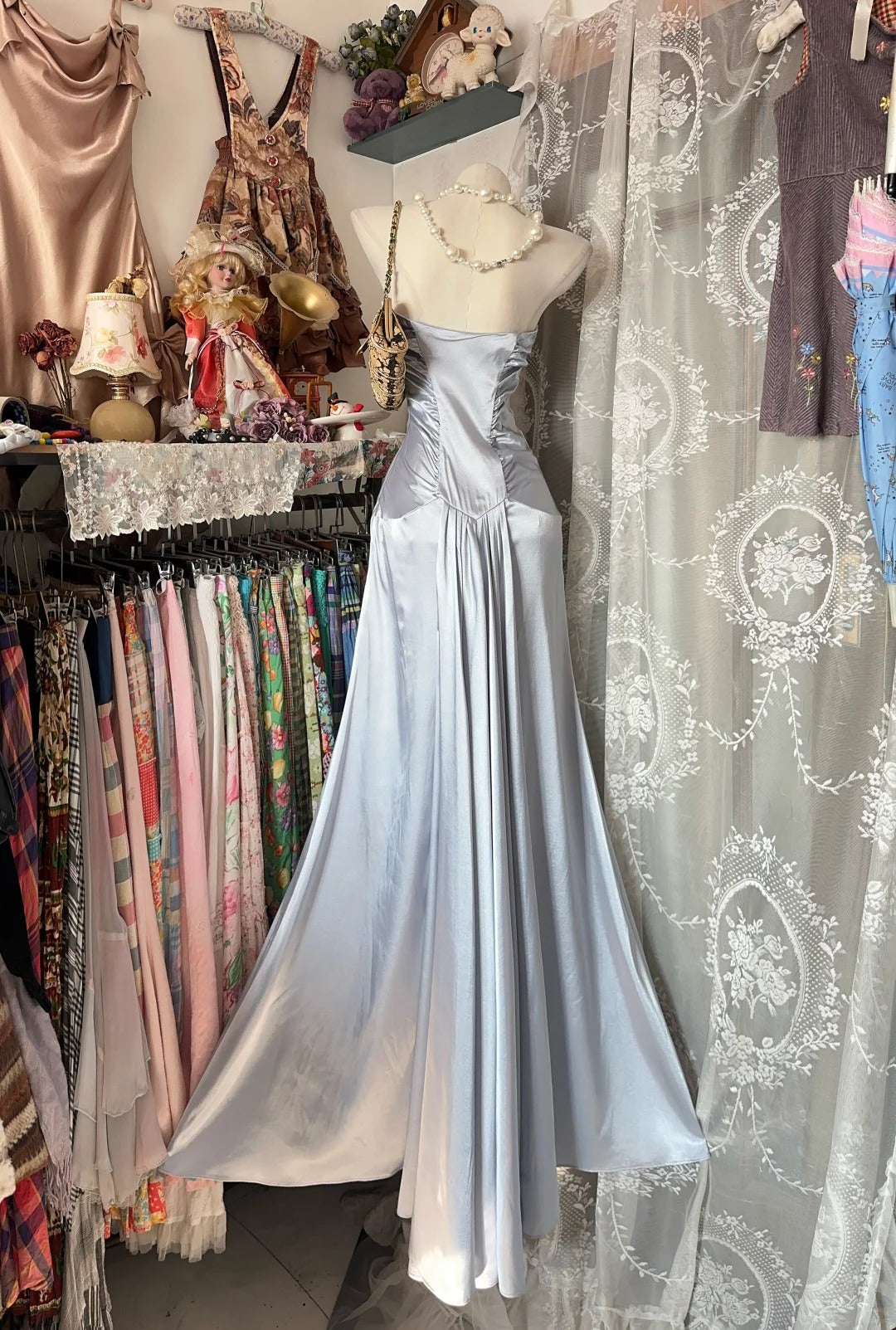 Elegant Mermaid Sweetheart Silver Satin Long Prom Dresses For Teens Ev – RubyFashionDress