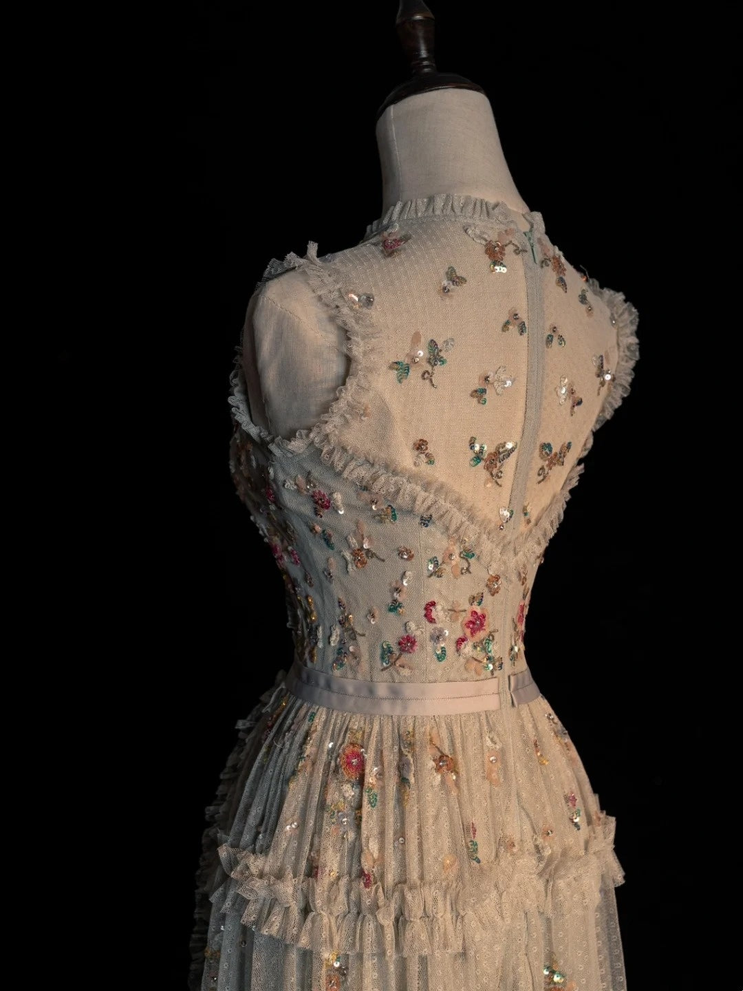 Princess A Line Spaghetti Strap White Flowers Spring Tulle Inspiration Long Prom Dresses N1235