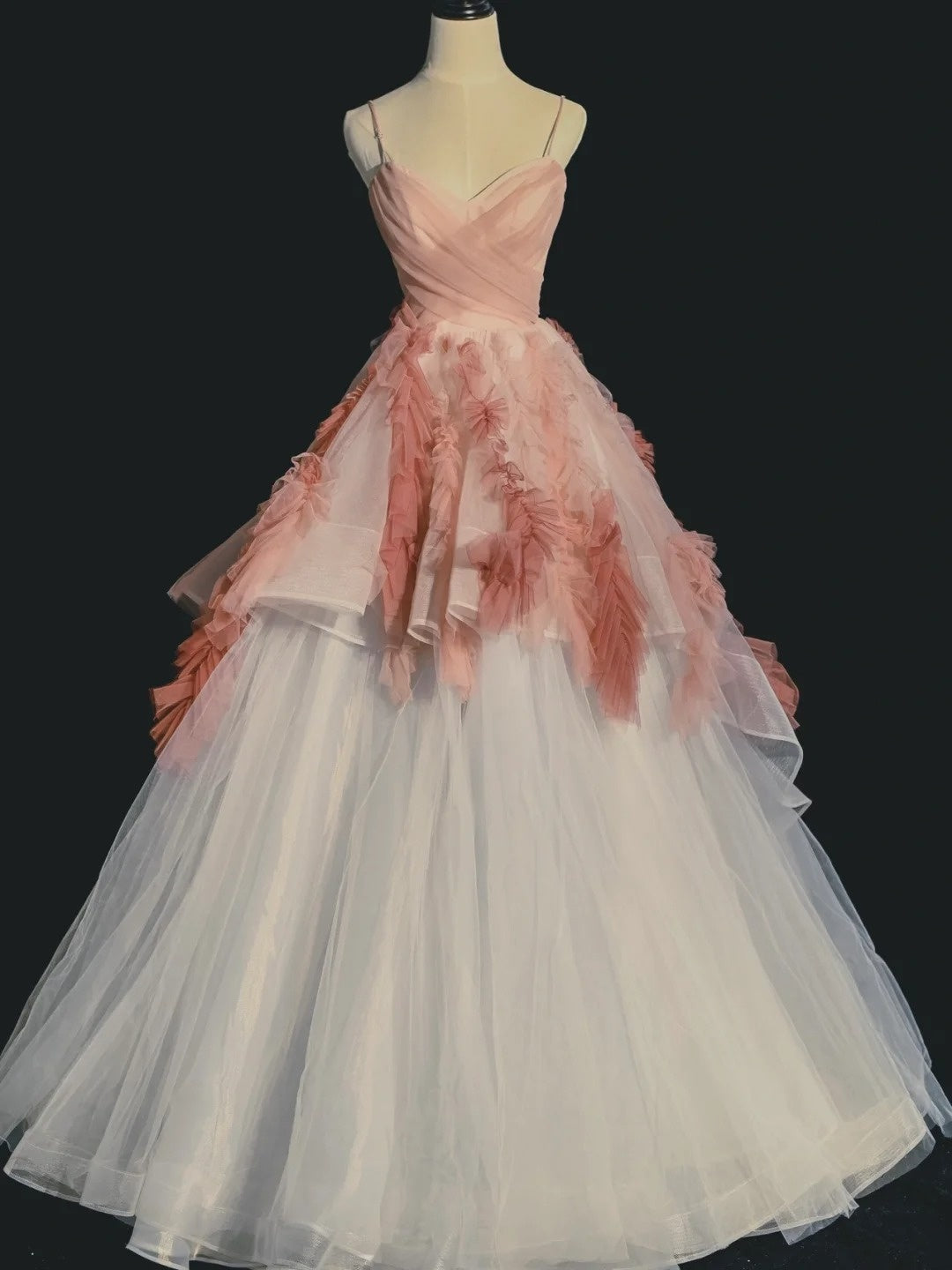 Elegant Ball Gown Spaghetti Strap Pink Tulle Inspiration Long Prom Dresses N1233