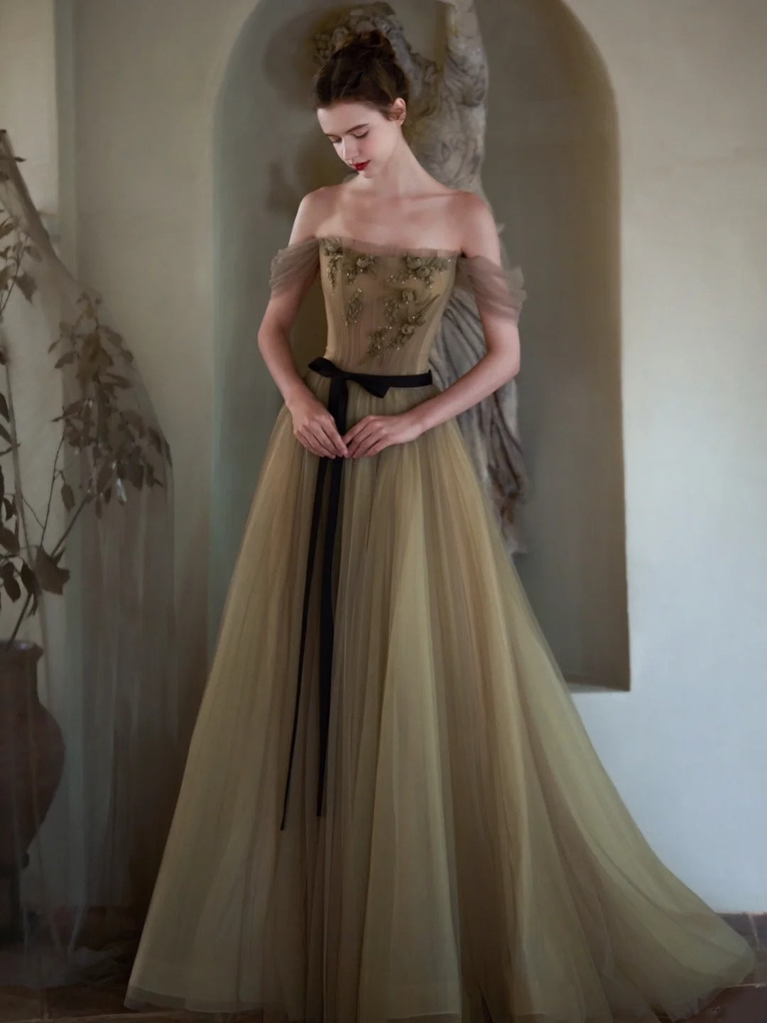Cute Ball Gown Off The Shoulder Olive Green Tulle Long Prom Dresses Impress 18th Birthday Outfits Prom Gown A858