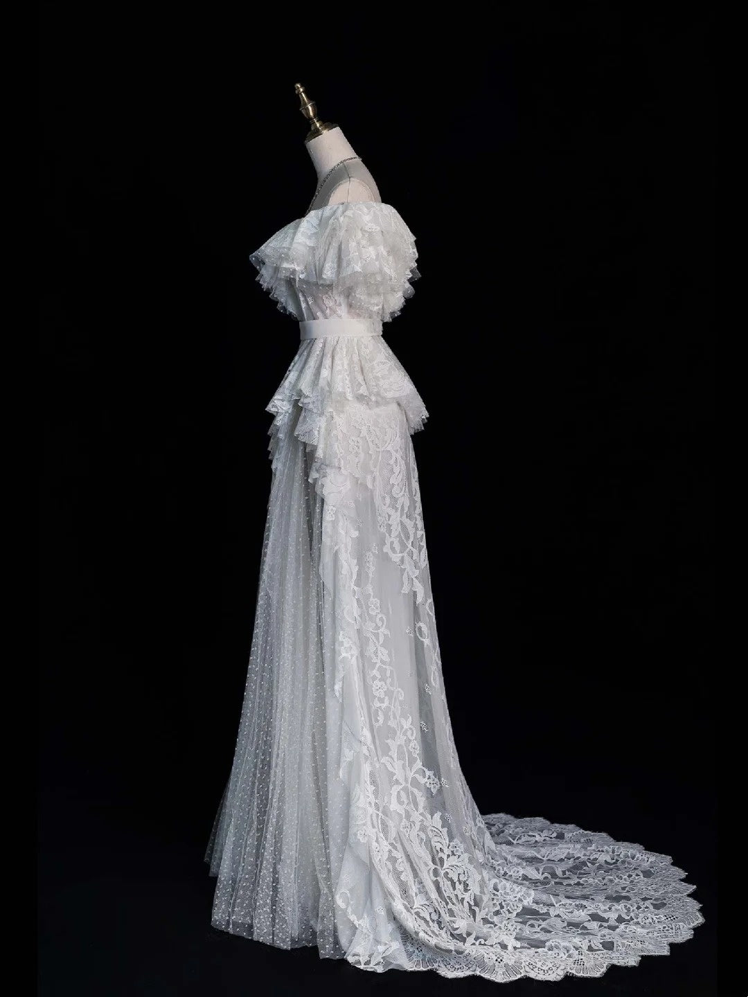 Classic A Line V Neckline Wedding Dresses Lace White With Sleeves Vintage Brides Dress Summer Bridal Gowns N560