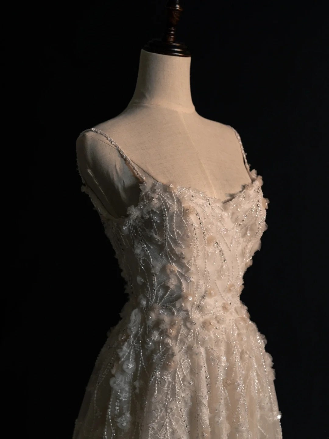 Civil Wedding Dresses A Line Spaghetti Straps Floral White With Beaded Bodice Brides Dress Fitted Bridal Gowns N584