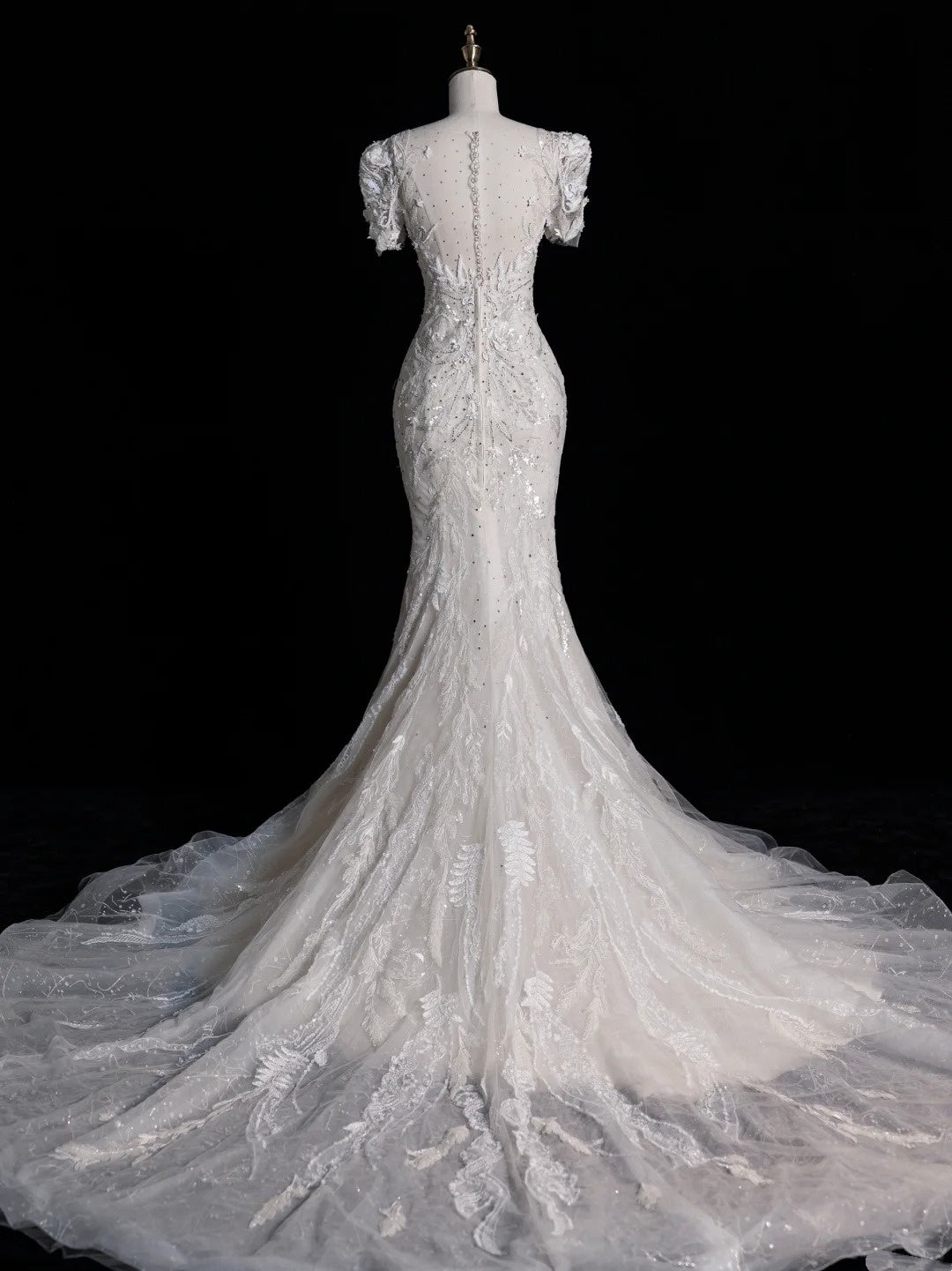 Civil Wedding Dresses Mermaid Scoop Neck White Sequin With Beaded Bodice Short Sleeves Brides Dress Fitted Bridal Gowns N607