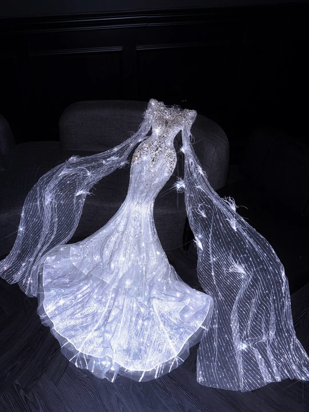 Fairytale Fantasy Art Wedding Dresses Mermaid Sequin With Beaded Bodice Long Brides Dress Fitted Bridal Gown N862