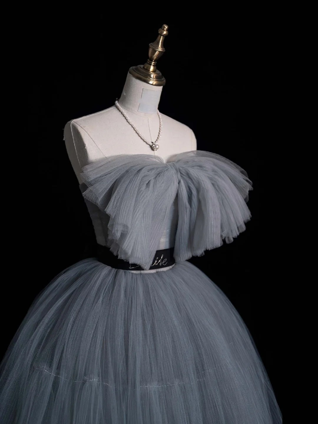 Simple Ball Gown Strapless Silver Gray Tulle Short 16th Birthday Outfits Middle School Homecoming Dresses Cocktail Gown N954