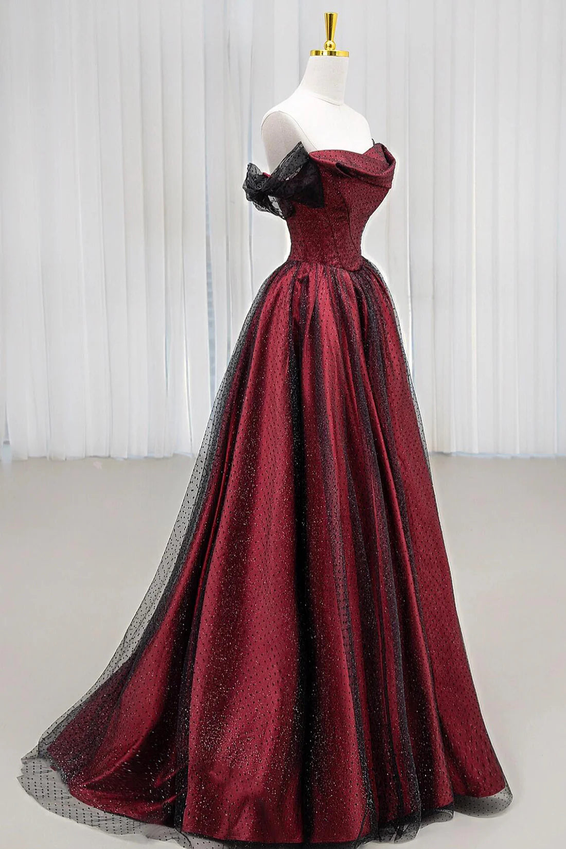 Black and Red Tulle Prom Dresses Long A-line Off Shoulder Wedding Party Gown Birthday Gowns AB916