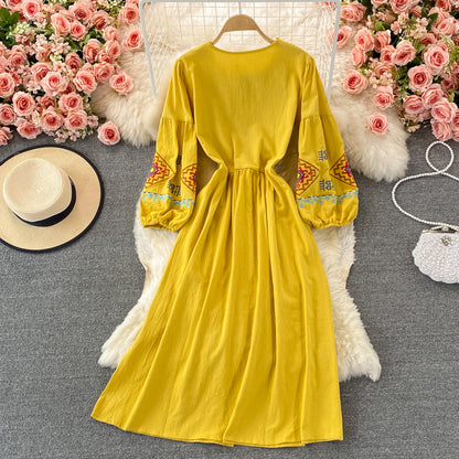 Cute Embroidered Long Sleeve Dress Fashion Dress RF0353
