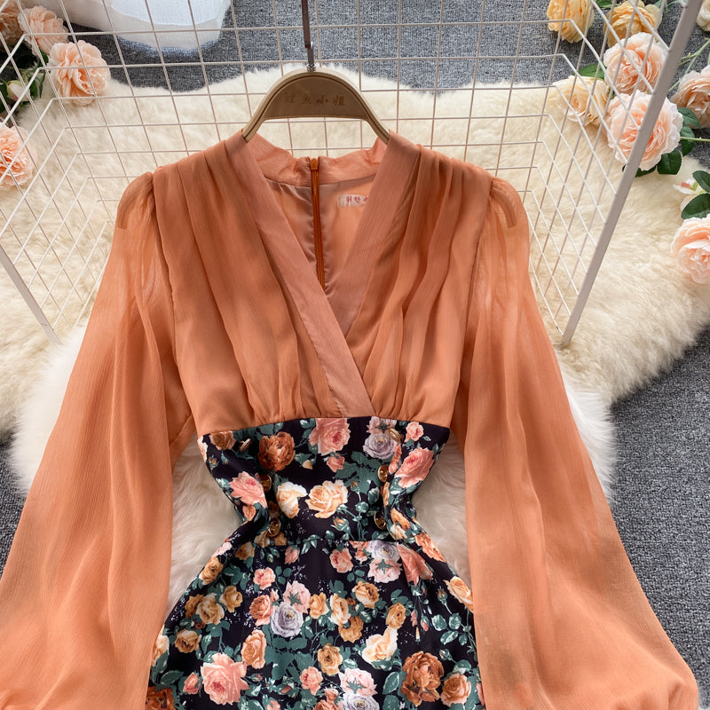 Fashionable Long-sleeved Dresses RF0320