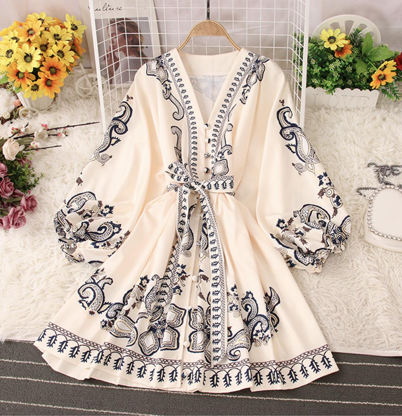 Fashionable V-neckline Long-sleeved Dress RF0260