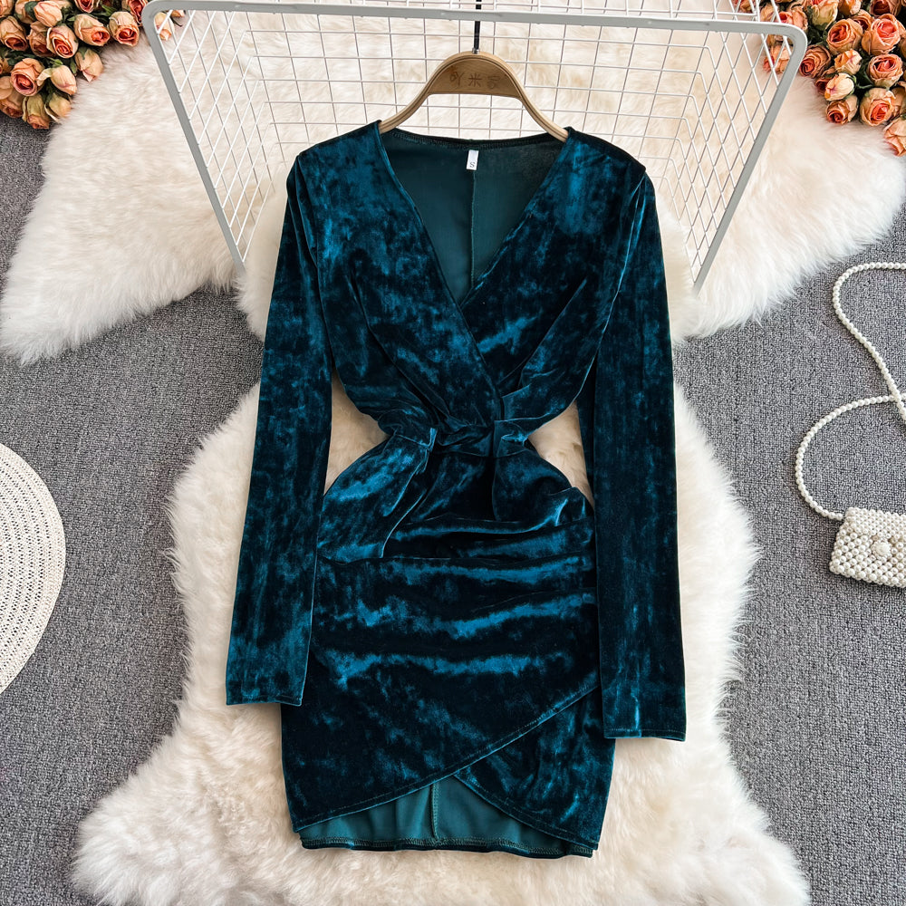 Sexy V neck Velvet Short Dress Fashion Dress RF0137