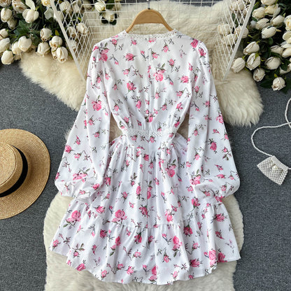 White V-neck Floral Long Sleeve Dress RF0009