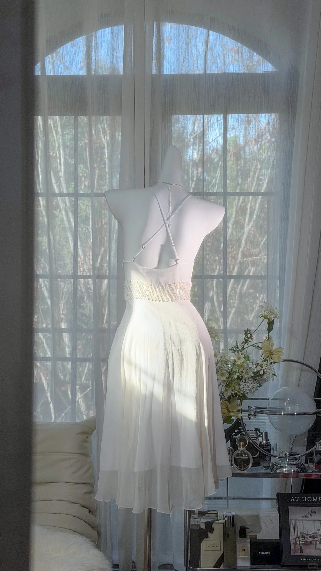Sexy A line Spaghetti Strap White Halter Chiffon Ideas For Women Short Birthday Dress Homecoming Outfits N3526