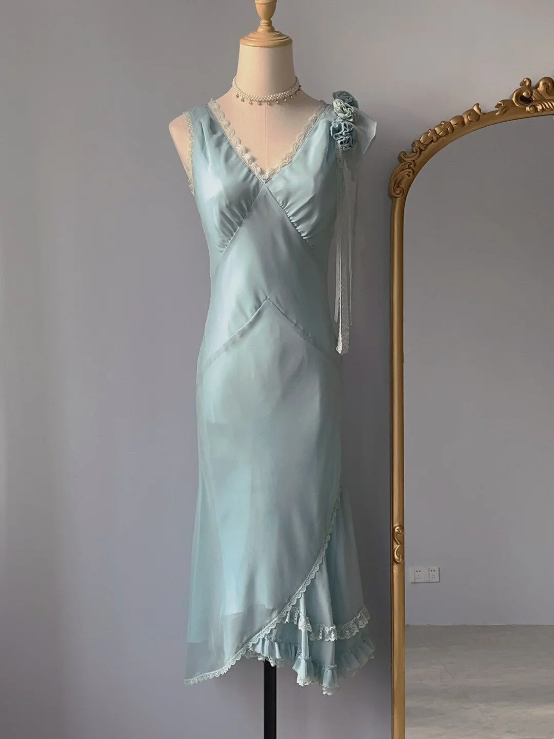 Modest Mermaid V Neck Tea Length Spring Summer Event Outfits Wedding Guest Dresses RB3221