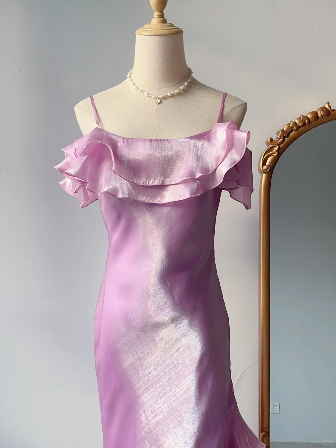 Vintage Prom Dresses Mermaid Spaghetti Straps Lilac With Ruffles Sleeveless Evening Formal Outfits RB4251
