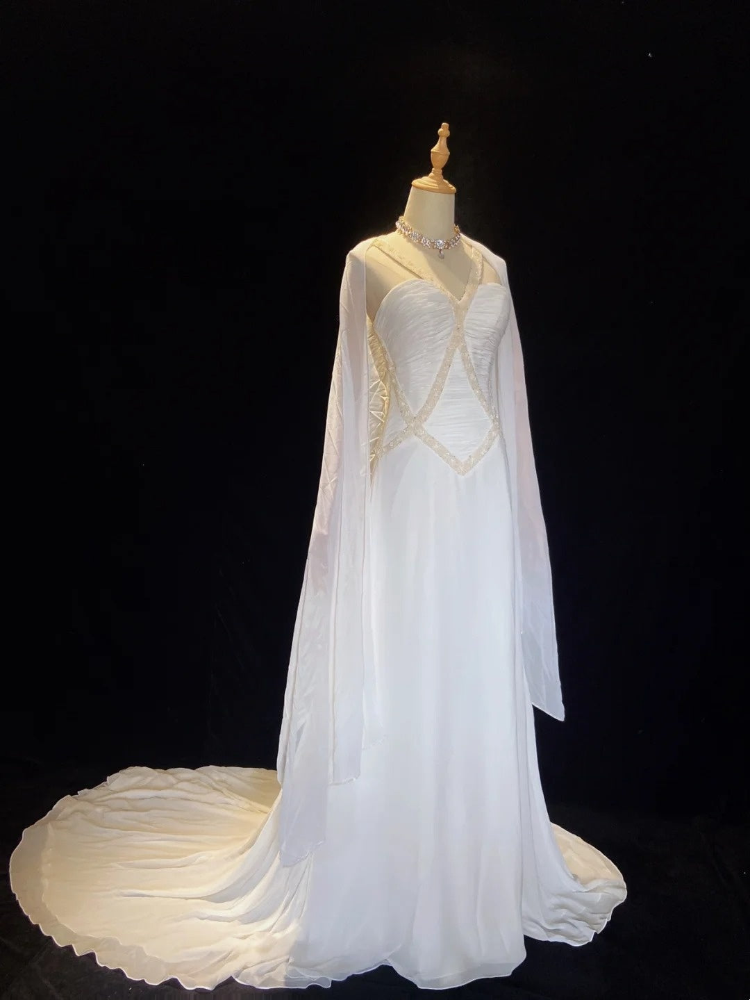 Romantic Wedding Dresses Mermaid Halter Chiffon With Beaded White Long Bridal Gown N3404