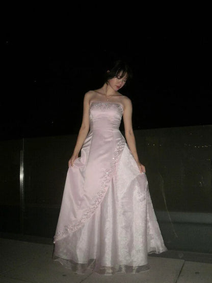 Vintage A-line Light Pink Strapless Prom Dress With Embroidery Evening Outfits Formal Dress N536